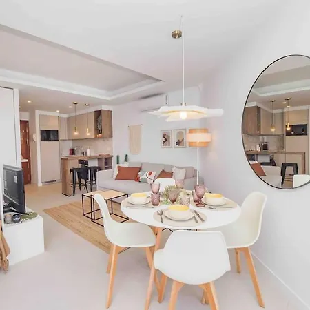 Apartamento En El Paseo Maritimo